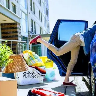 Ev taşımacılığında farklılık: Şehir içi ve şehirlerarası hizmet. : Kapak Görseli